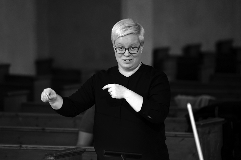Elisa Talvitie conducting